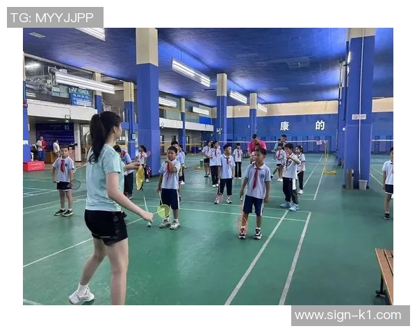 探索多元化体育课程模式提升学生综合素质的有效路径与实践策略